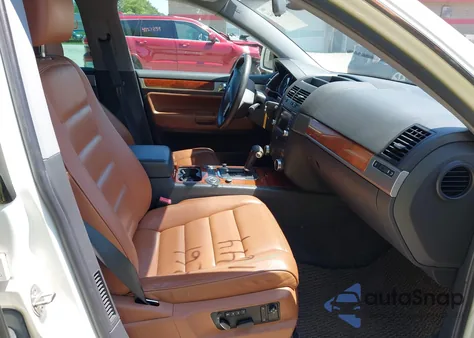 2004 Volkswagen Touareg V8 from USA, damaged, VIN WVGCM77L94D072691